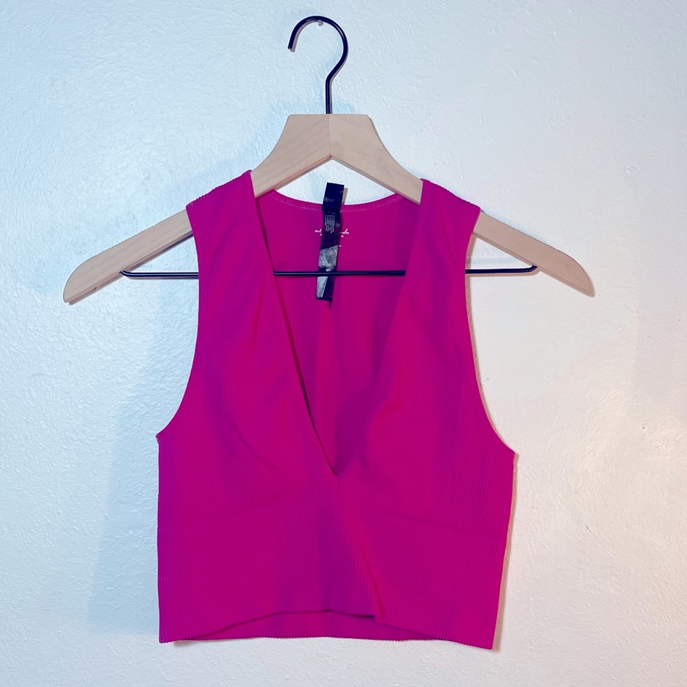 🦩 Out from Under Hailey Seamless Plunge Bra Top size M